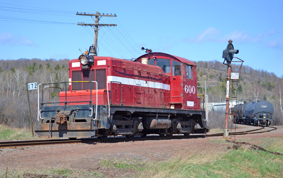 Leaving cars on East side of Washington St. for CN. Photo by Bob Welke