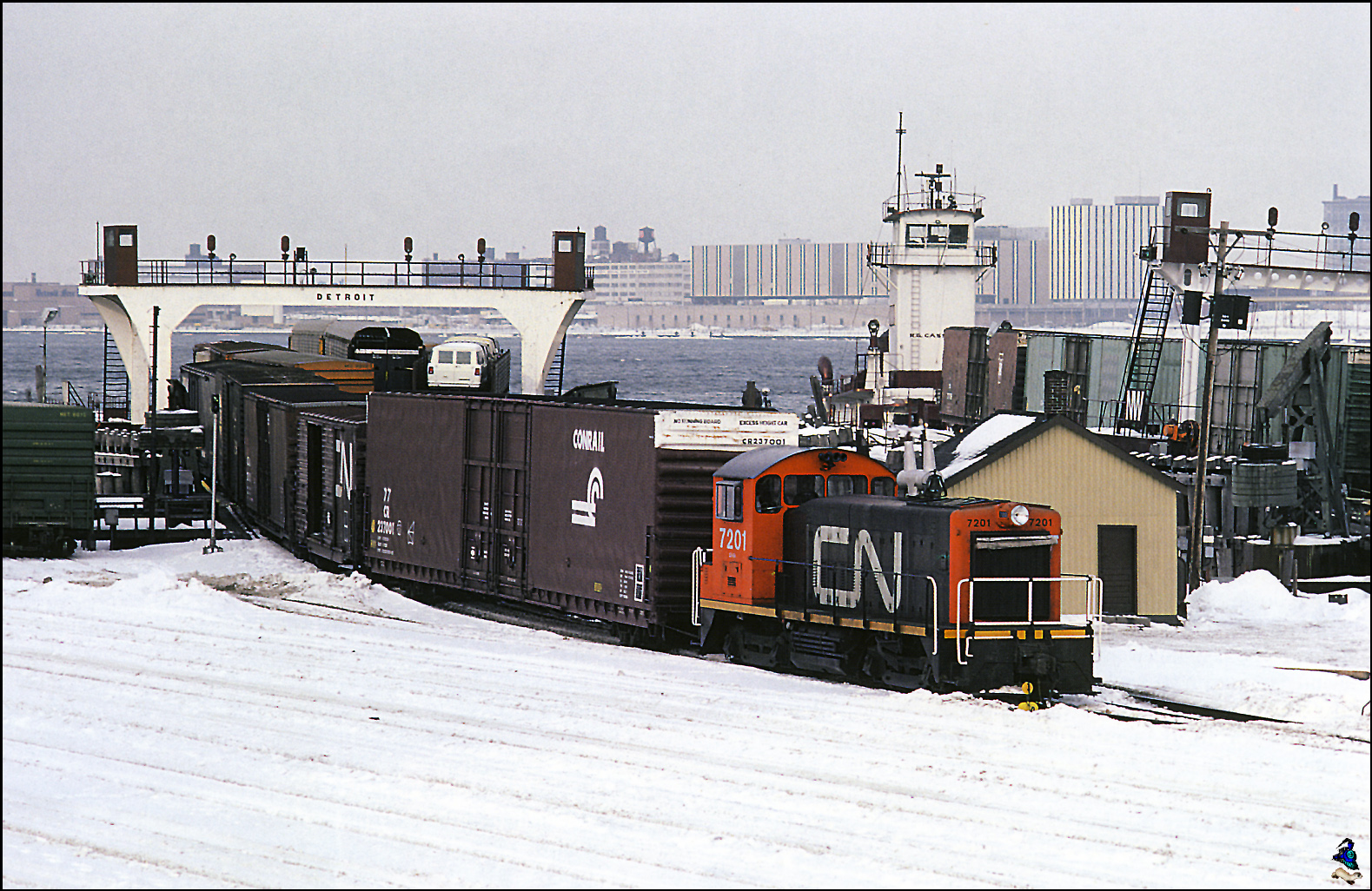 CN SW900 in Windsor Ontario in 1982