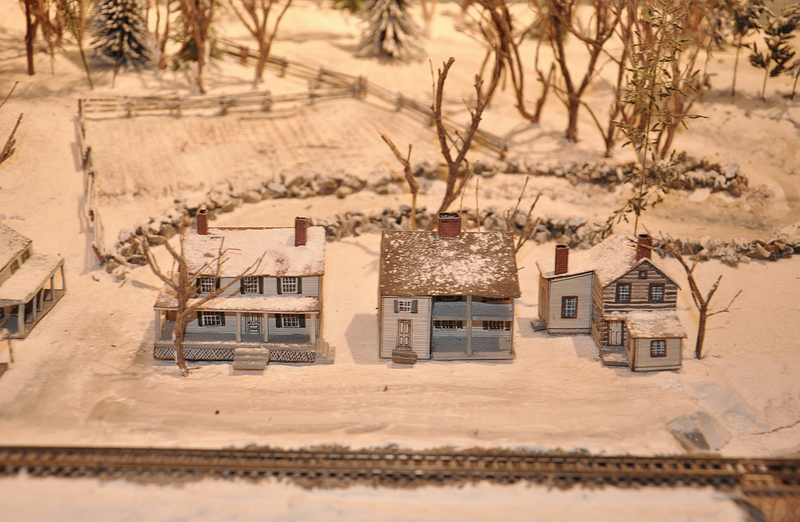 Houses on the N-Scale Layout