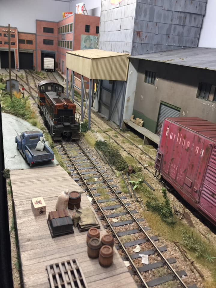 2 rail o scale layouts